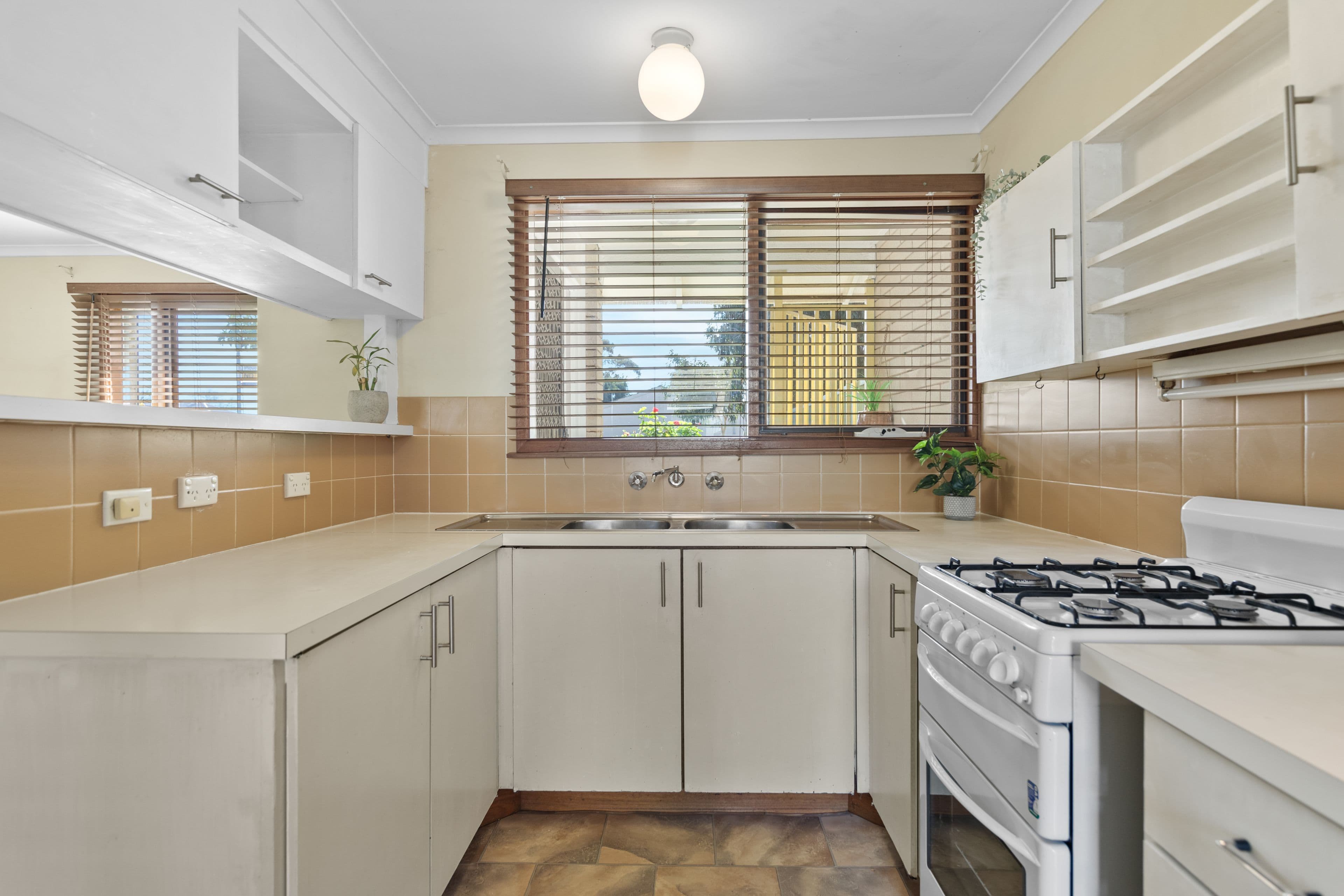 49 Plover Grove, Semaphore Park SA 5019, Semaphore Park - Thumbnail 4