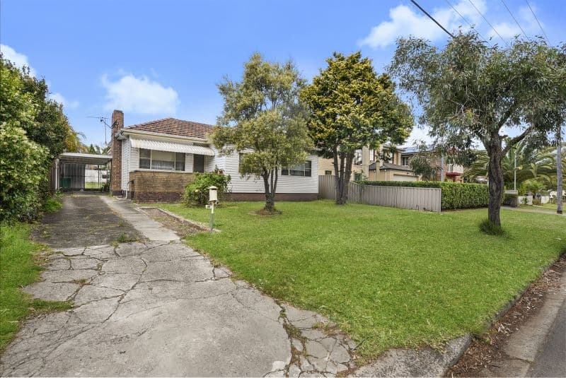26 Willarong Road, Caringbah - Image 1