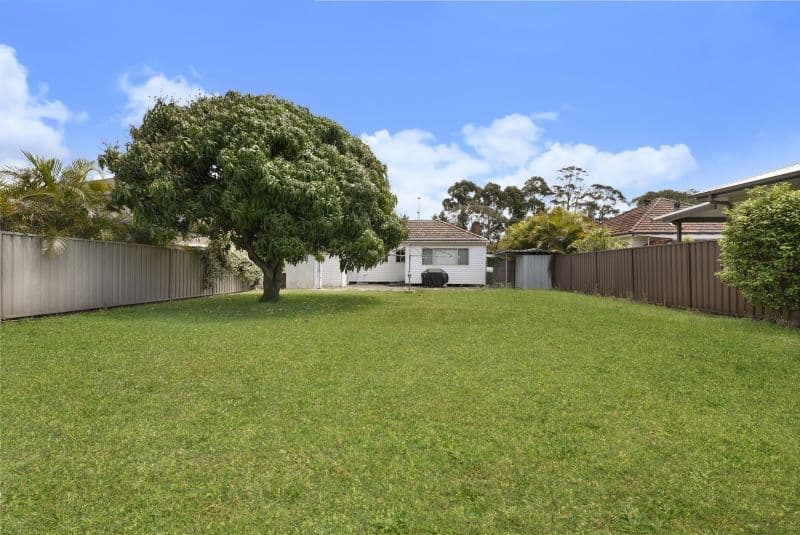 26 Willarong Road, Caringbah - Thumbnail 2