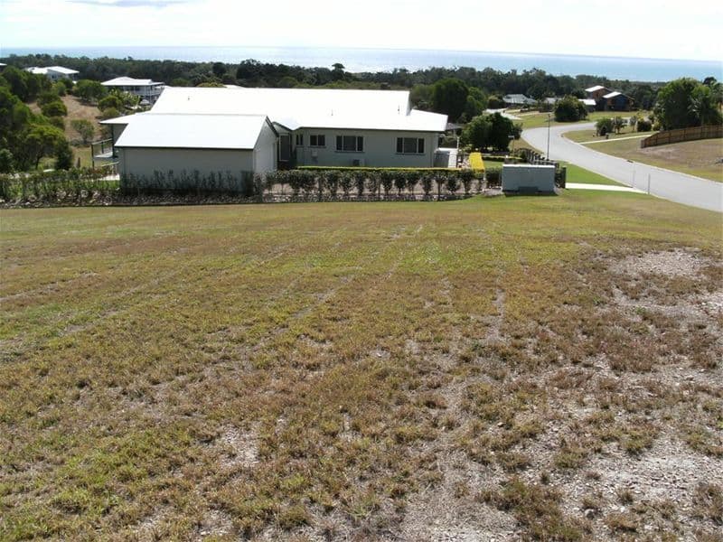 37 Mal Campbell Drive, CRAIGNISH QLD 4655, Craignish - Image 1