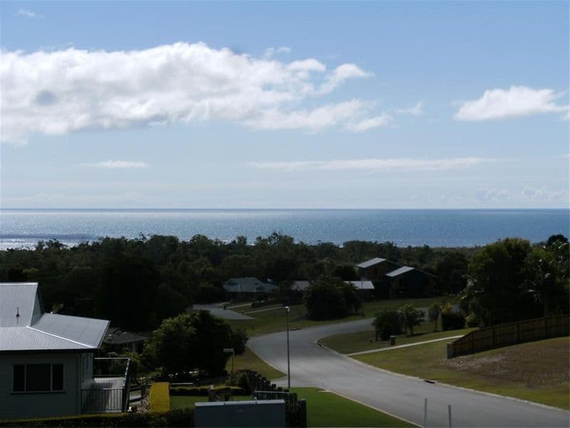 37 Mal Campbell Drive, CRAIGNISH QLD 4655, Craignish - Thumbnail 5