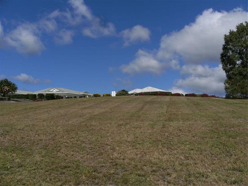 37 Mal Campbell Drive, CRAIGNISH QLD 4655, Craignish - Thumbnail 8