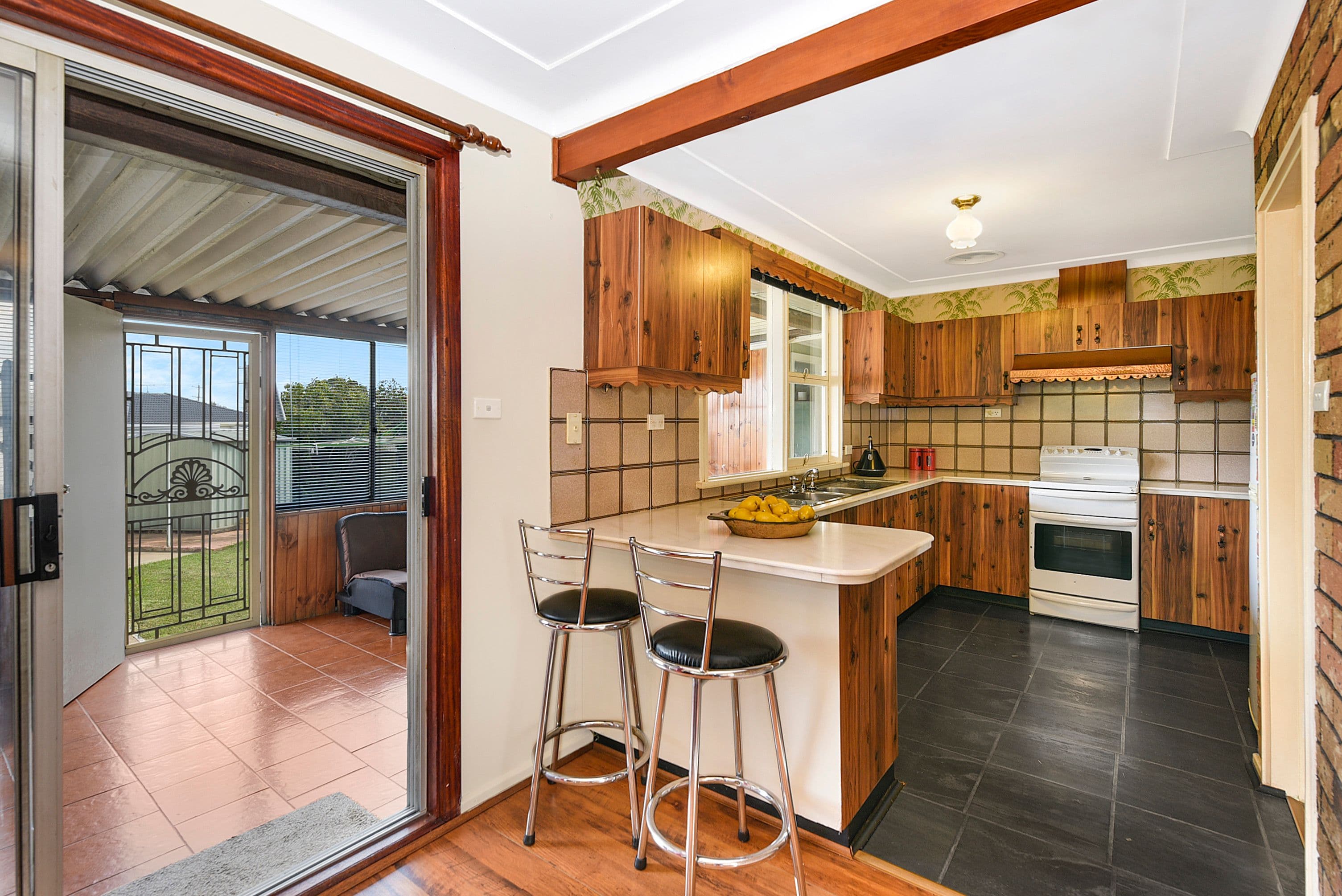 22 Smithdene Avenue, Ringwood East, Ringwood East - Thumbnail 3