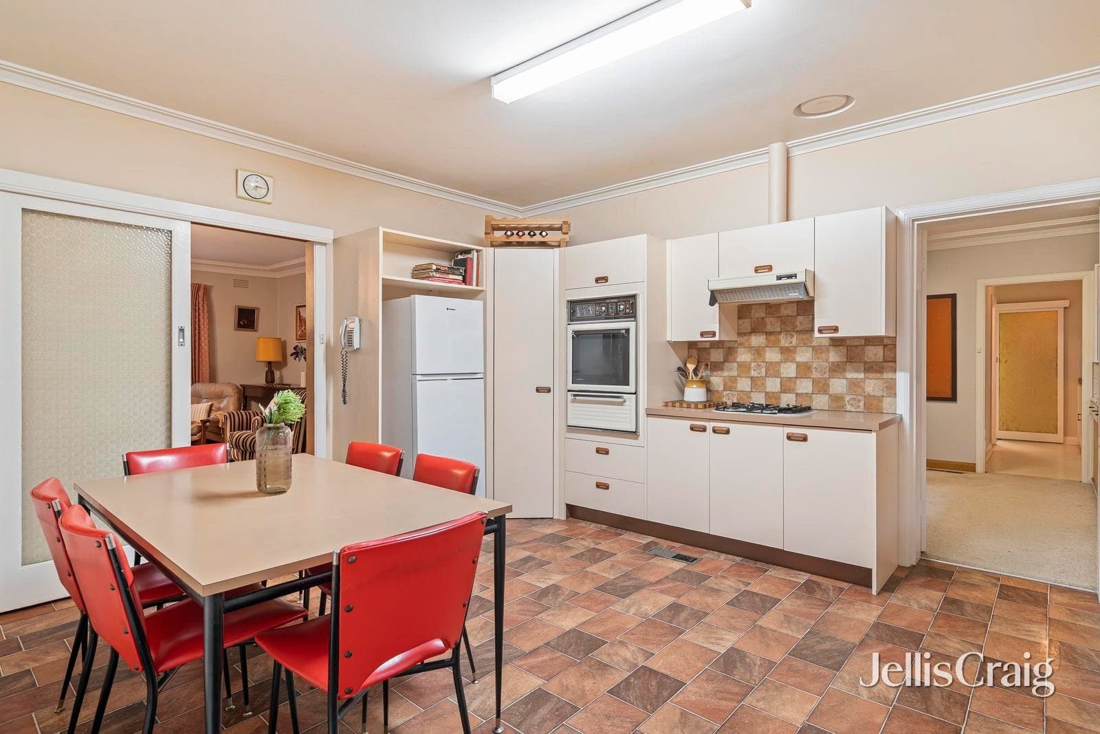 22 Smithdene Avenue, Ringwood East, Ringwood East - Thumbnail 6