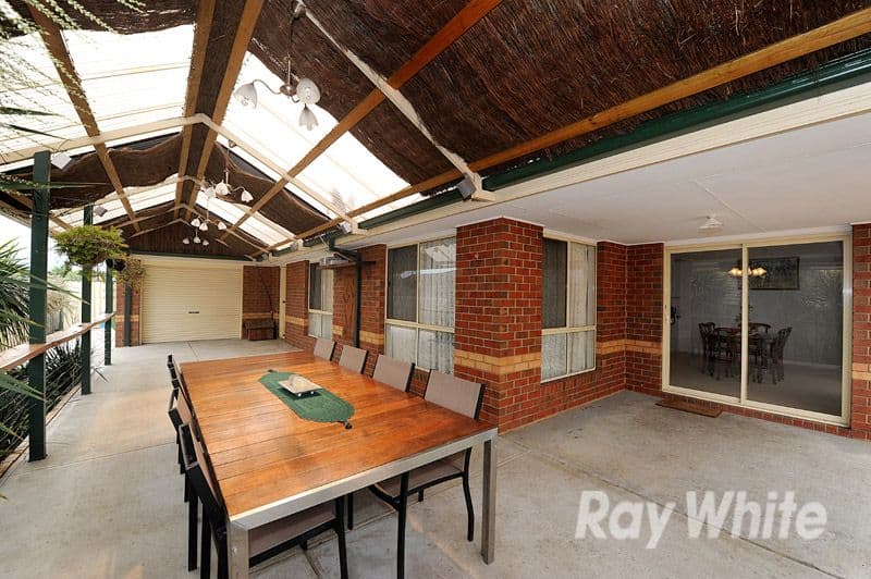 8 Gilbert Place, BERWICK VIC 3806, Berwick - Thumbnail 8