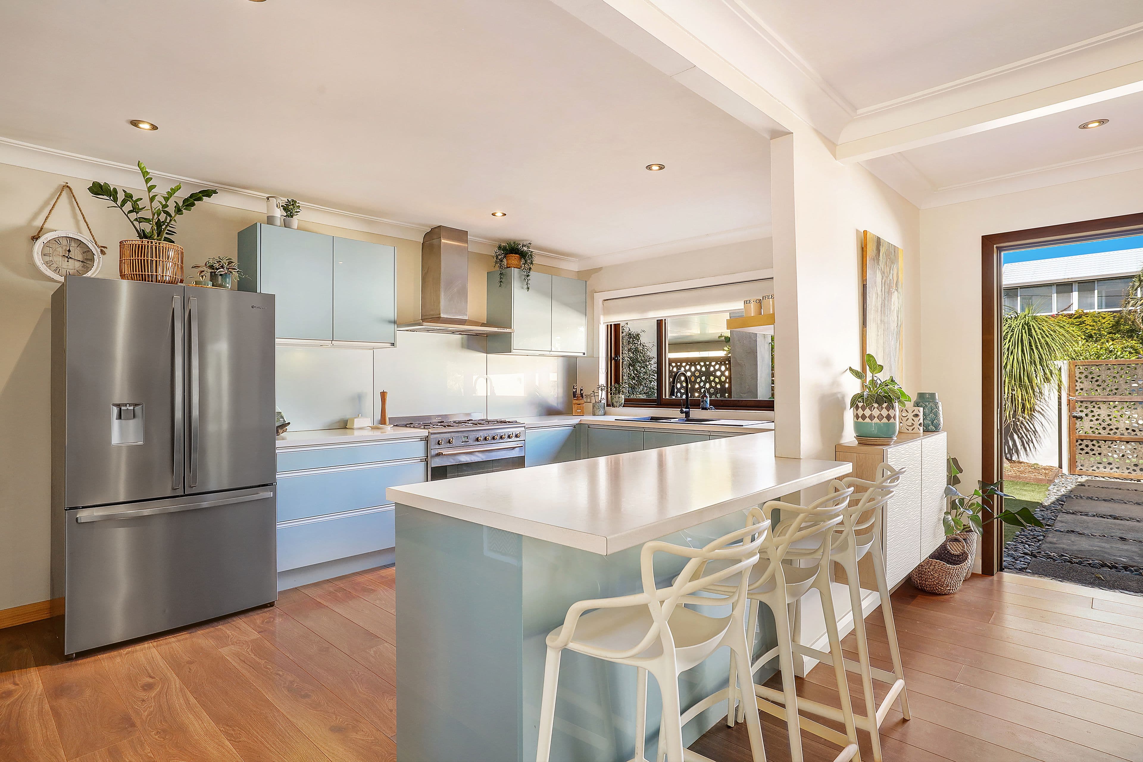 19 Ray Street, Runaway Bay QLD 4216, Runaway Bay - Thumbnail 5