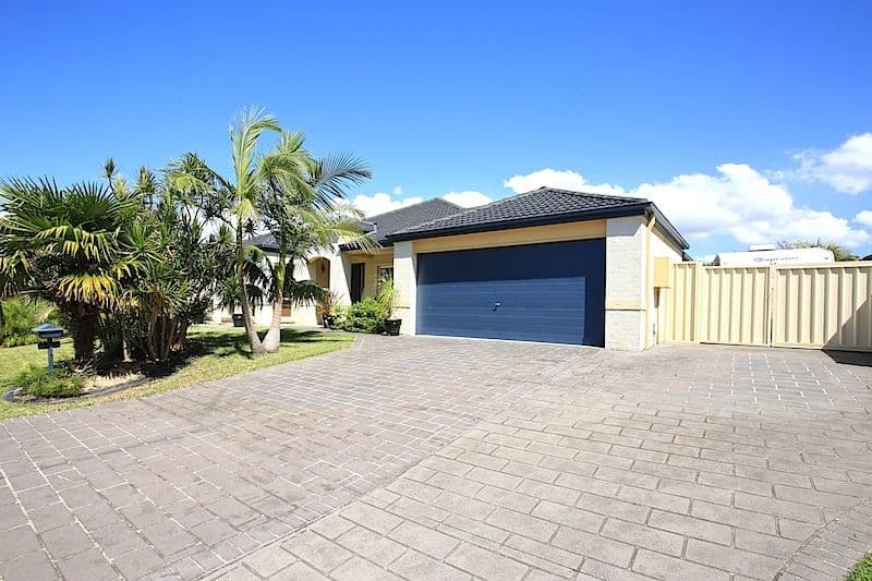 7 Bluewattle Road, Worrigee - Image 1