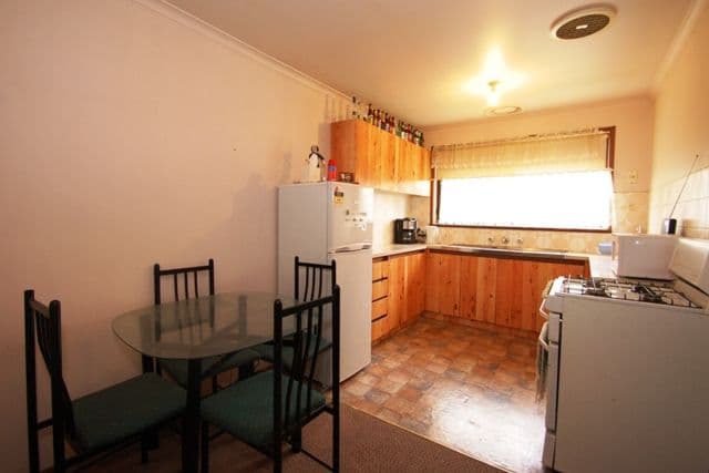 812 Plenty Road, SOUTH MORANG VIC 3752, South Morang - Thumbnail 3
