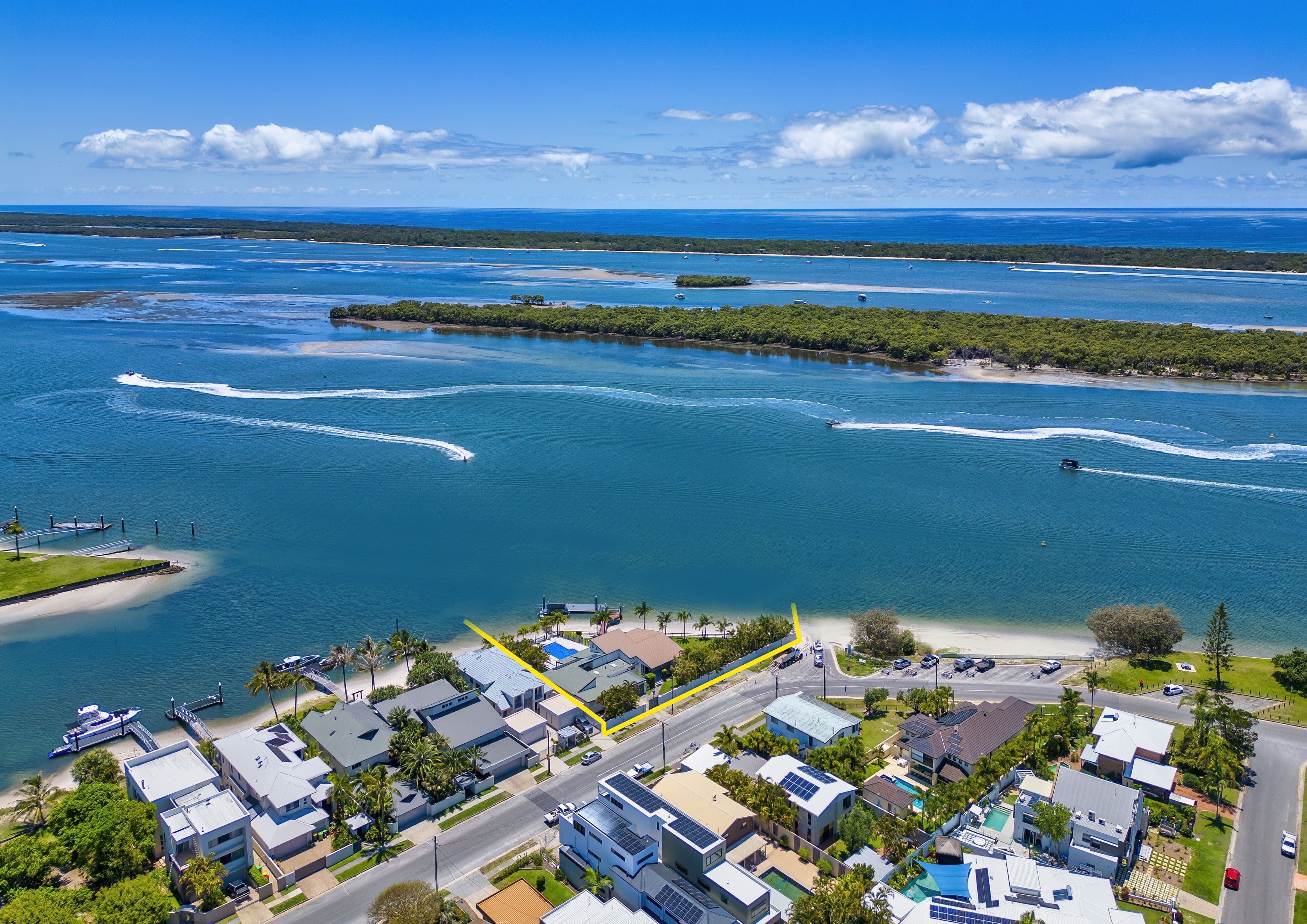 1-3 Howard Street, Runaway Bay QLD 4216, Runaway Bay - Thumbnail 4