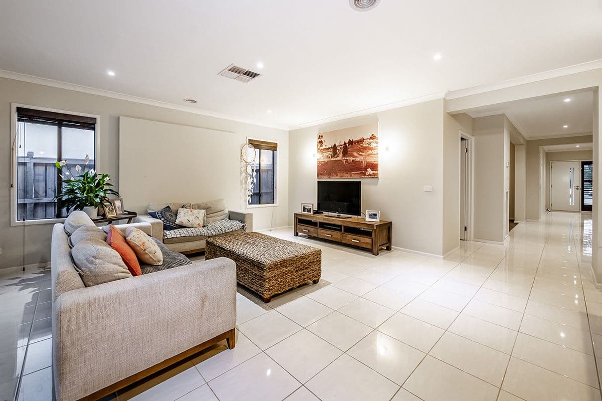 22 Alarah Boulevard, Cranbourne West VIC 3977, Cranbourne West - Thumbnail 7