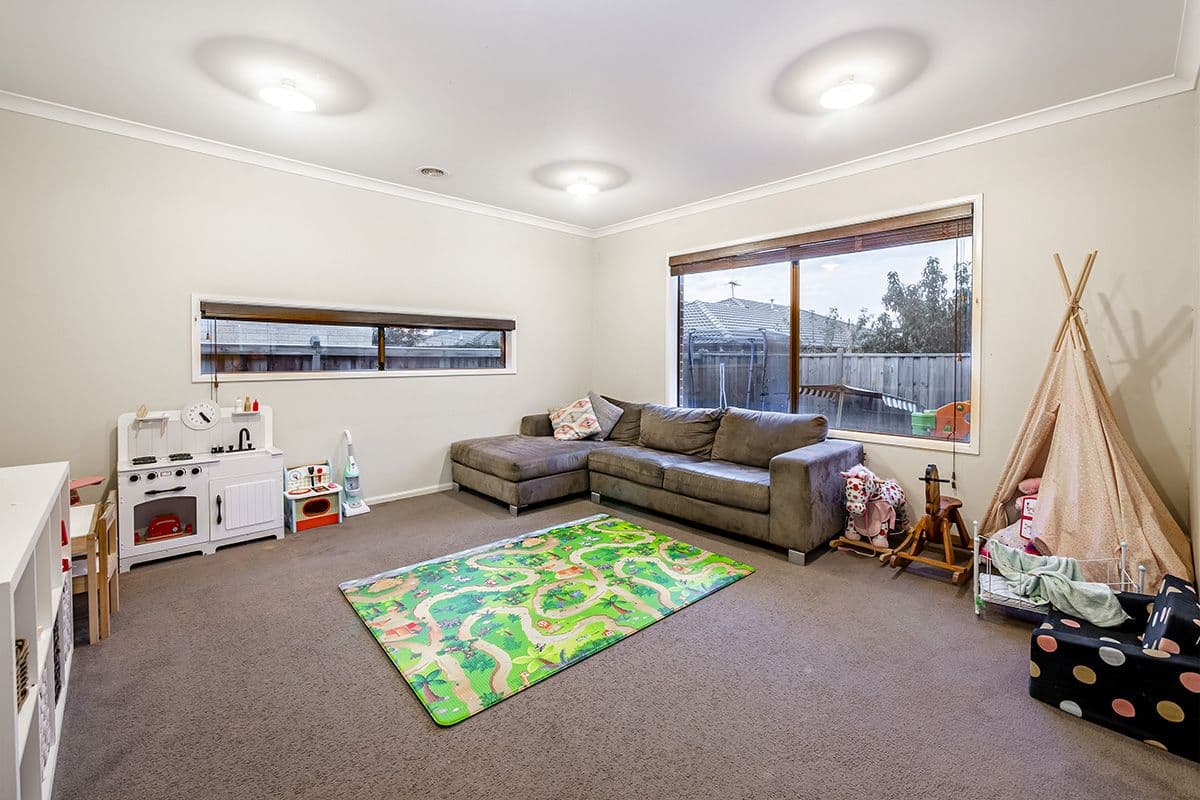 22 Alarah Boulevard, Cranbourne West VIC 3977, Cranbourne West - Thumbnail 8