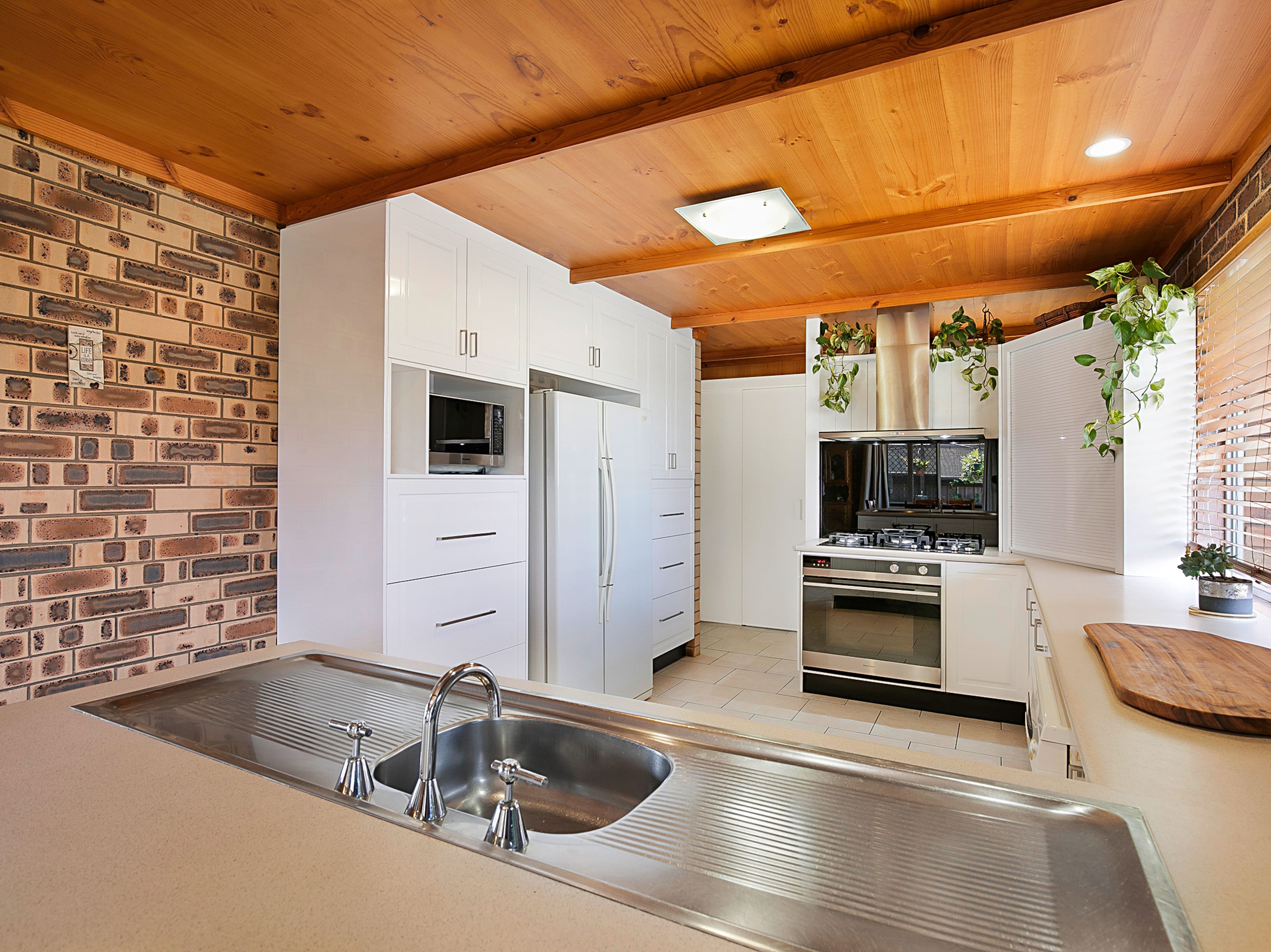 17 Ansett Court, Wilsonton QLD 4350, Wilsonton - Thumbnail 6
