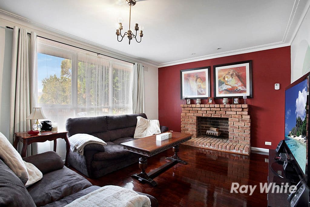 33 Christie Street, Knoxfield VIC 3180, Knoxfield - Thumbnail 2