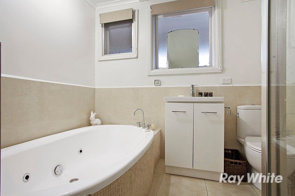 33 Christie Street, Knoxfield VIC 3180, Knoxfield - Thumbnail 5