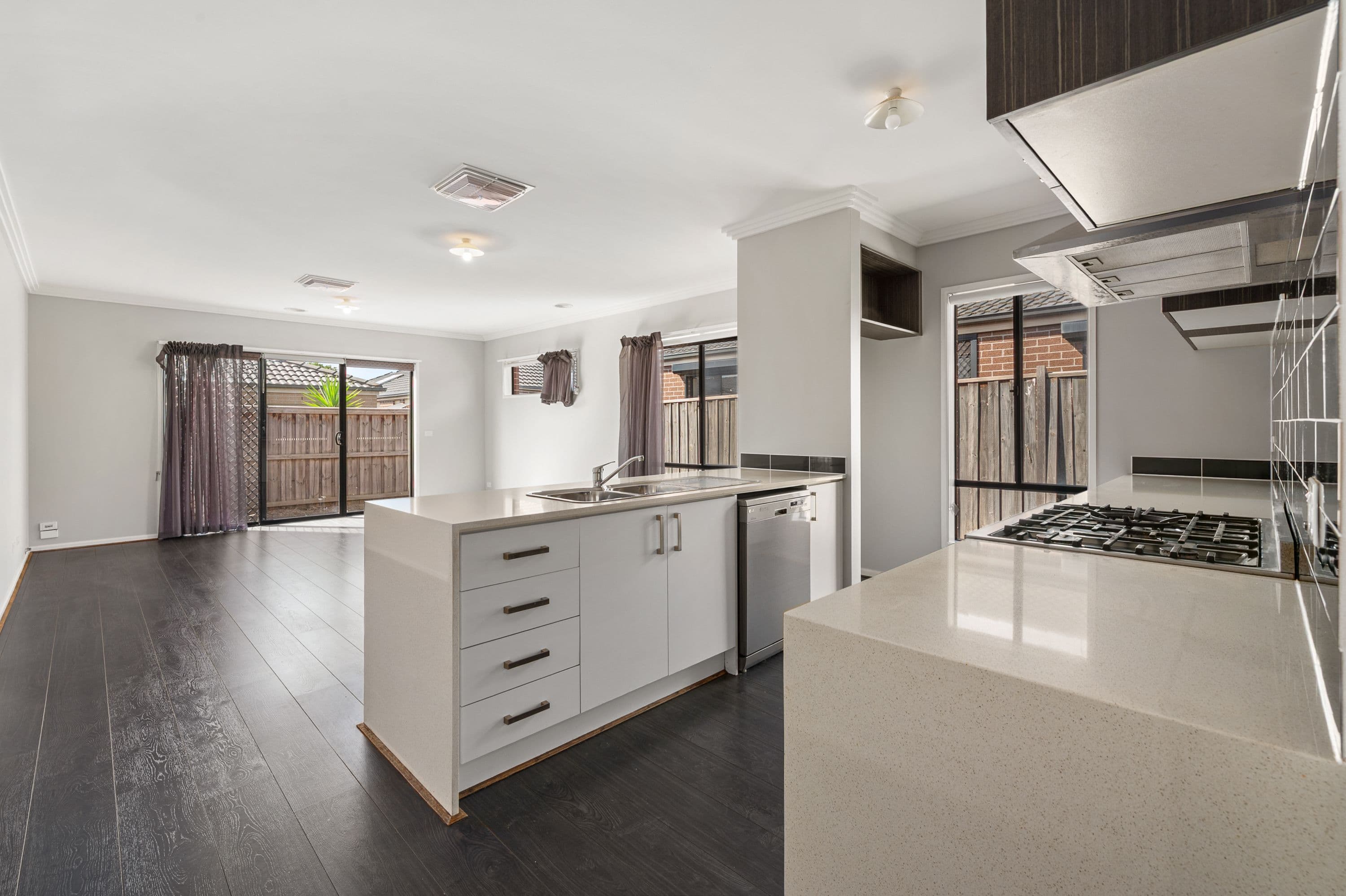 10 Balvicar Way, Mernda VIC 3754, Mernda - Thumbnail 3