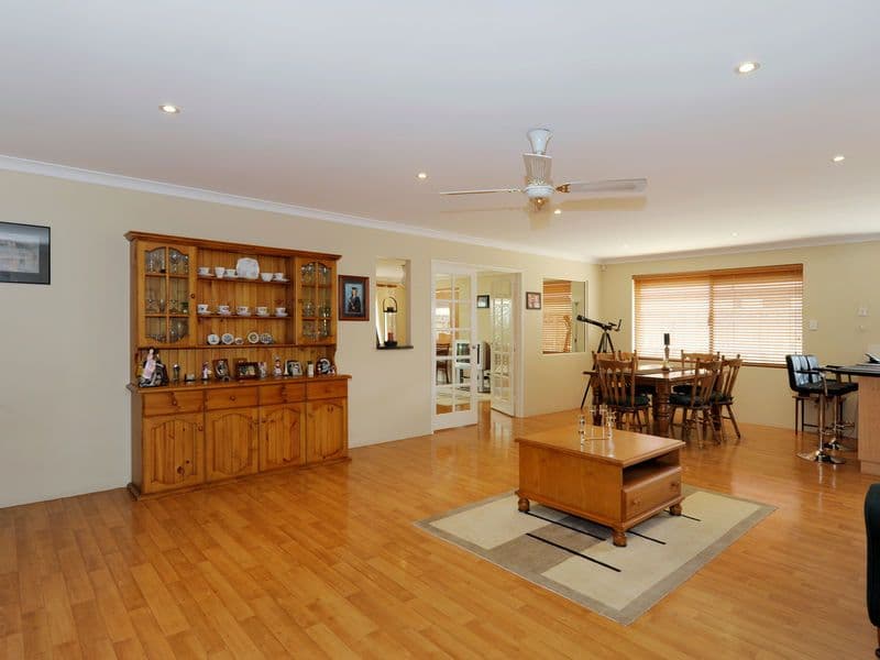 34 Boyle Avenue, ROCKINGHAM WA 6168, Rockingham - Thumbnail 7