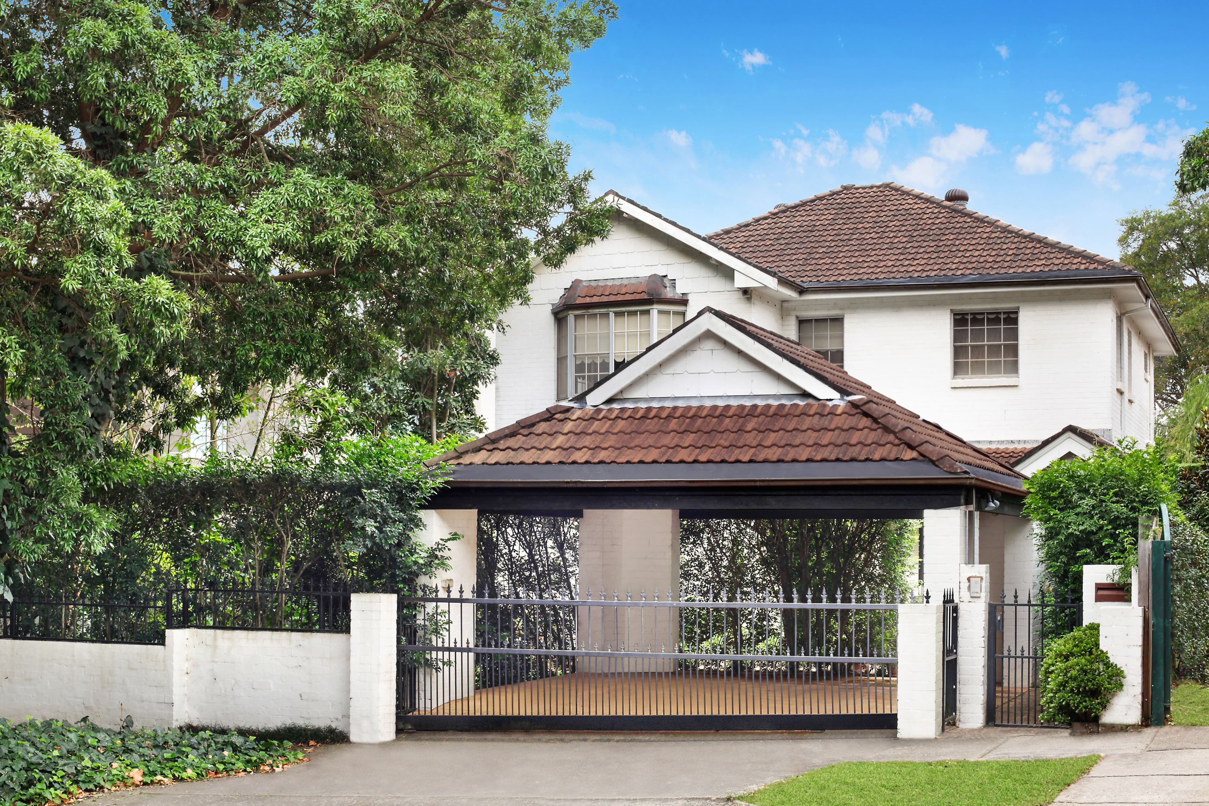 1 Beresford Road, Rose Bay - Image 1