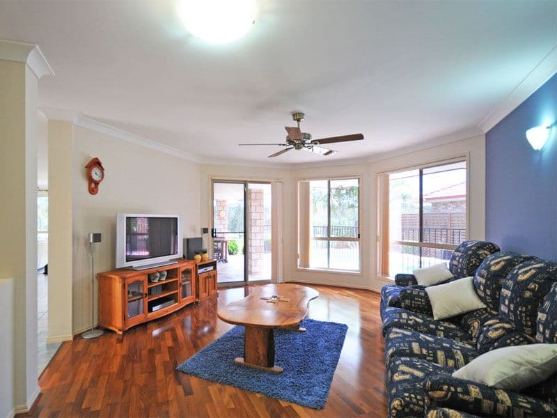 27 Tussock Crescent, ELANORA QLD 4221, Elanora - Thumbnail 6