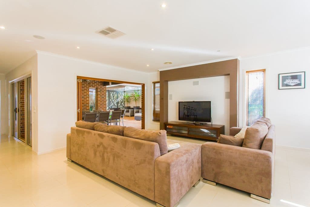22 Murnong Mews, Melton West VIC 3337, Melton West - Thumbnail 5