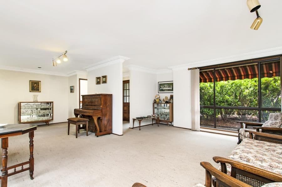 4 Hawthorn Place, Cherrybrook NSW 2126, Cherrybrook - Thumbnail 2