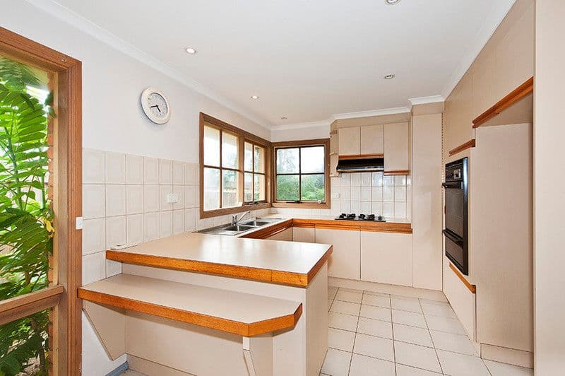 30 Nicholls Street, MACLEOD VIC 3085, Macleod - Thumbnail 3