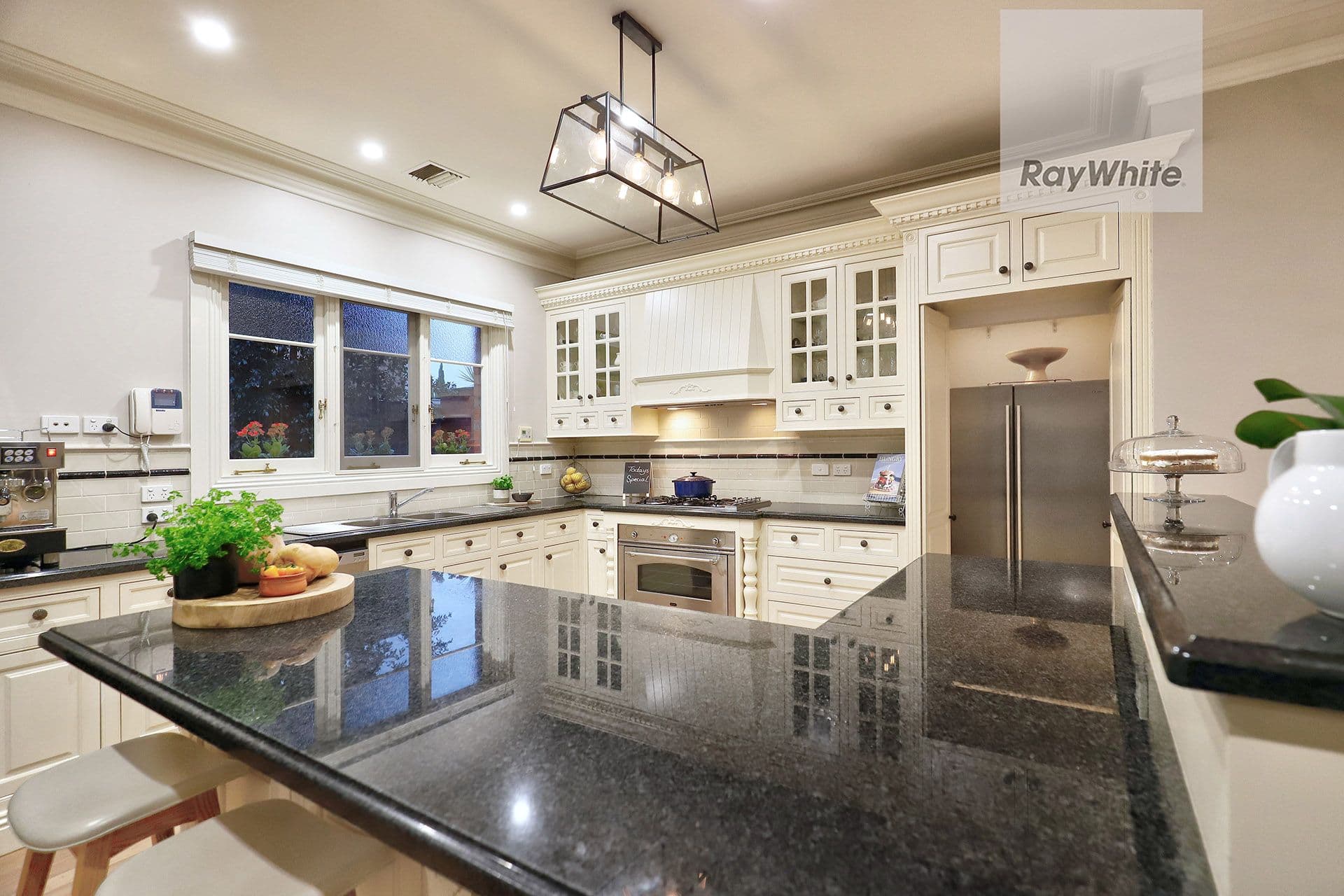 8 Arbroath Court, Greenvale VIC 3059, Greenvale - Thumbnail 8