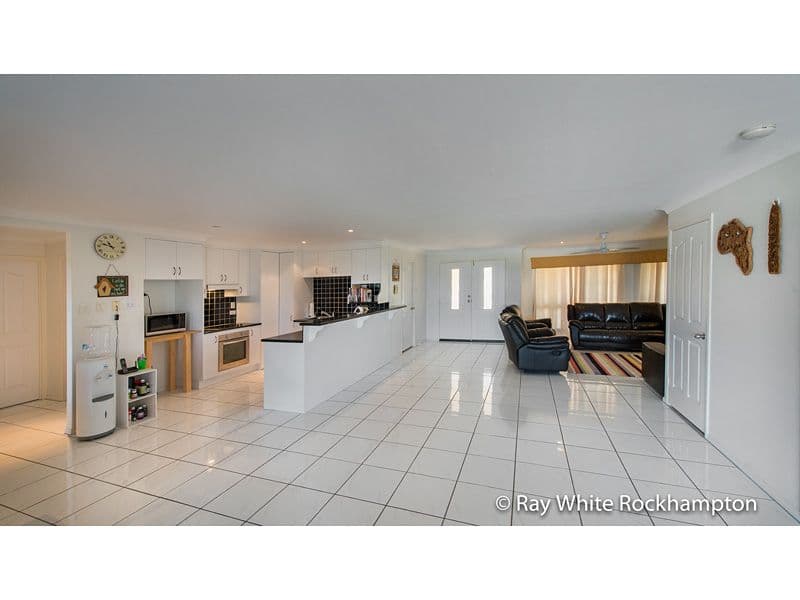7 Permien Street, Norman Gardens QLD 4701, Norman Gardens - Thumbnail 7