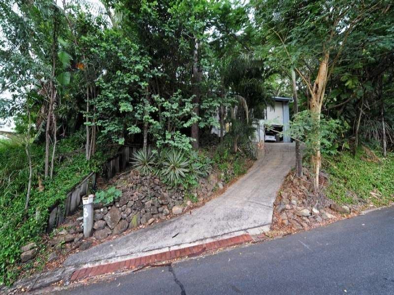 3 Macona Crescent, CANNONVALE QLD 4802, Cannonvale - Thumbnail 4