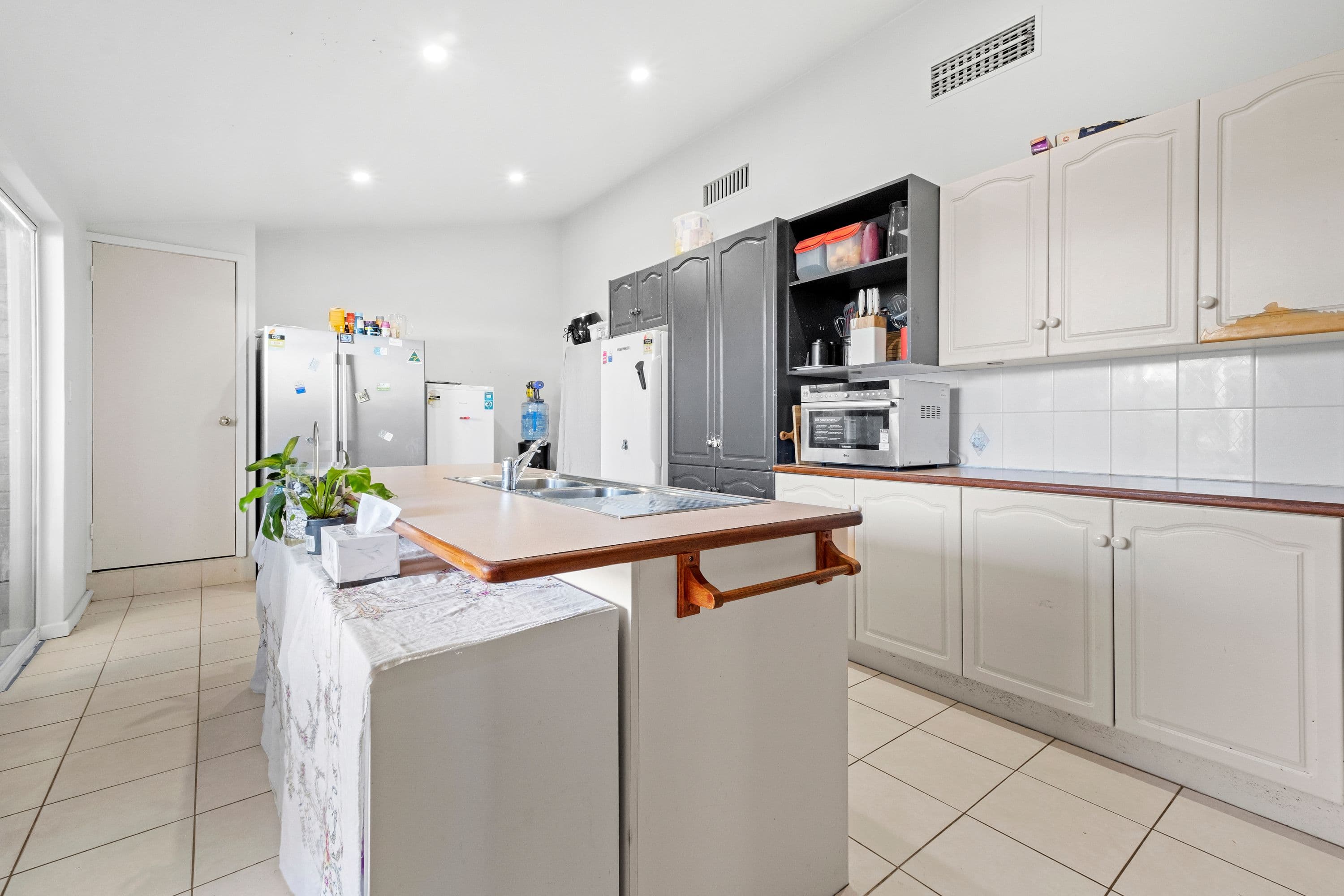 22 Coolabah Drive, Mount Nasura WA 6112, Mount Nasura - Thumbnail 6