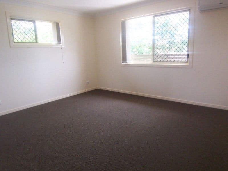 35 Sammells Drive, CHERMSIDE QLD 4032, Chermside - Thumbnail 5