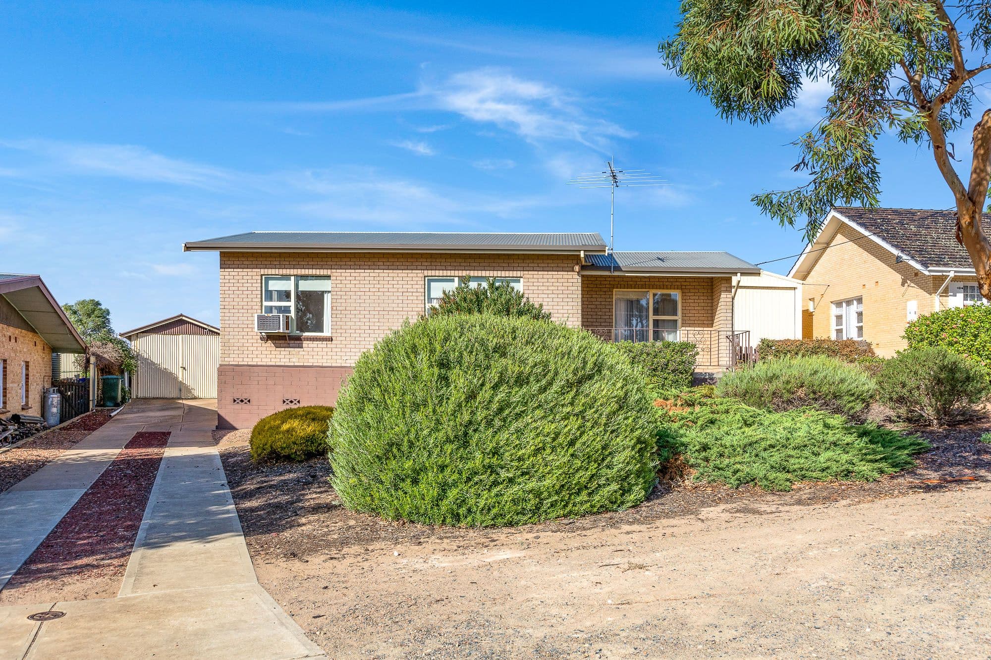 10 Leslie Street, Murray Bridge SA 5253, Murray Bridge - Image 1