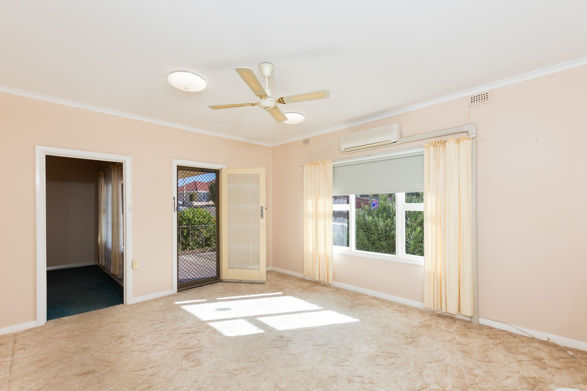 10 Leslie Street, Murray Bridge SA 5253, Murray Bridge - Thumbnail 4