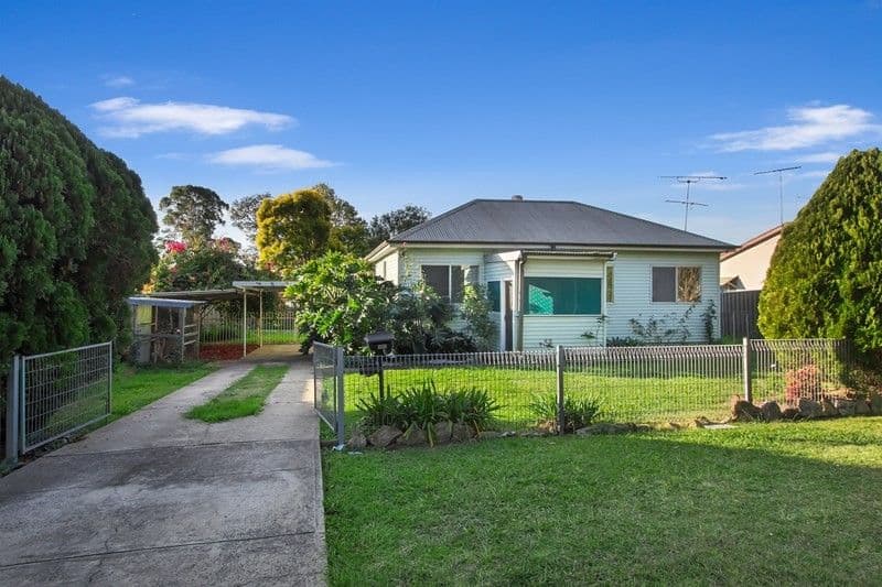 91 Second Avenue, Kingswood - Thumbnail 2