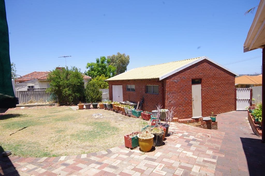 8 Berkeley Avenue, Nollamara WA 6061, Nollamara - Thumbnail 7