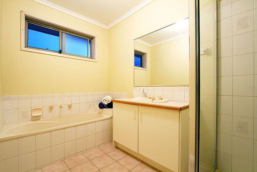 4 Tova Court, EPPING VIC 3076, Epping - Thumbnail 7