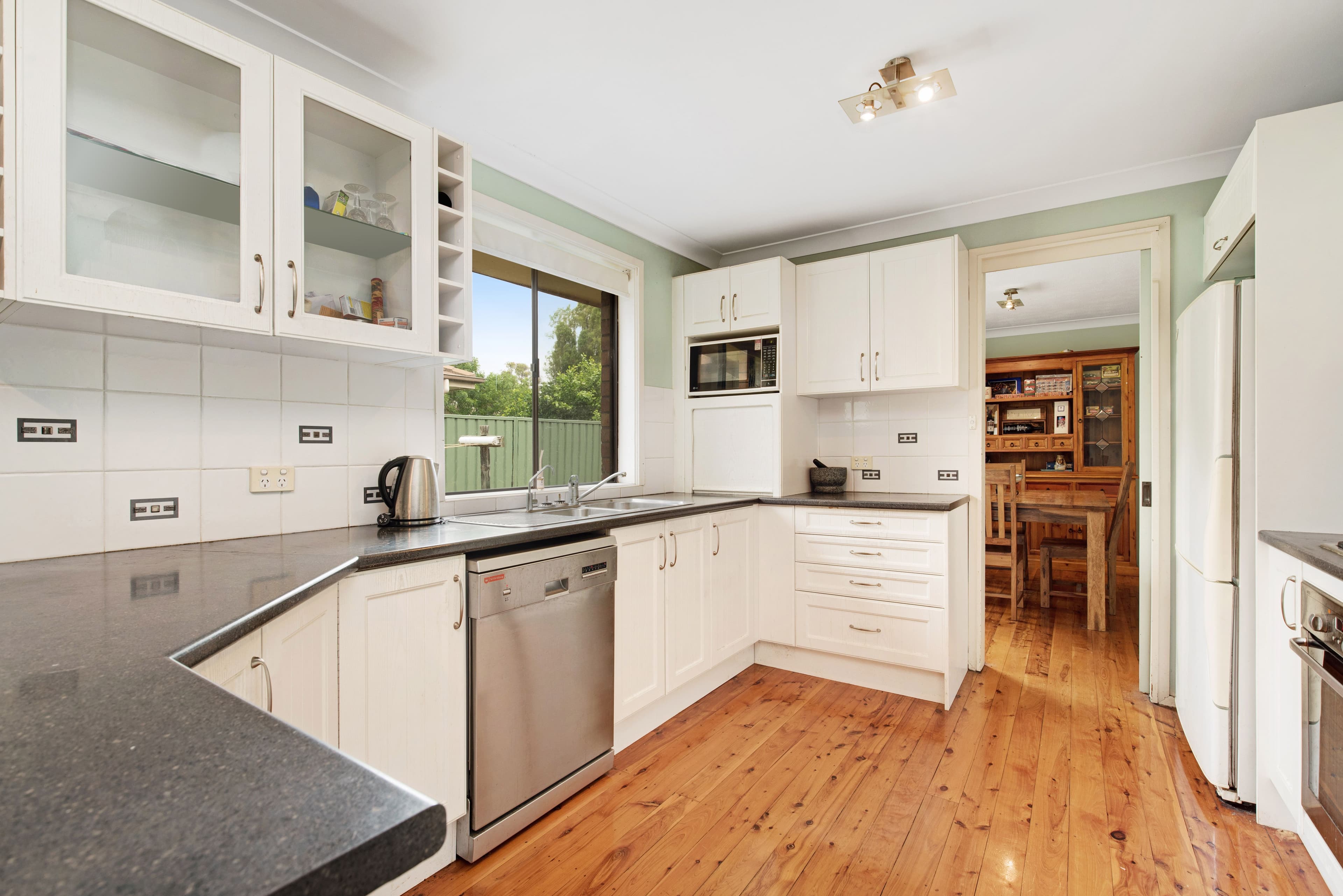 16 Crawford Avenue, Tenambit - Thumbnail 2