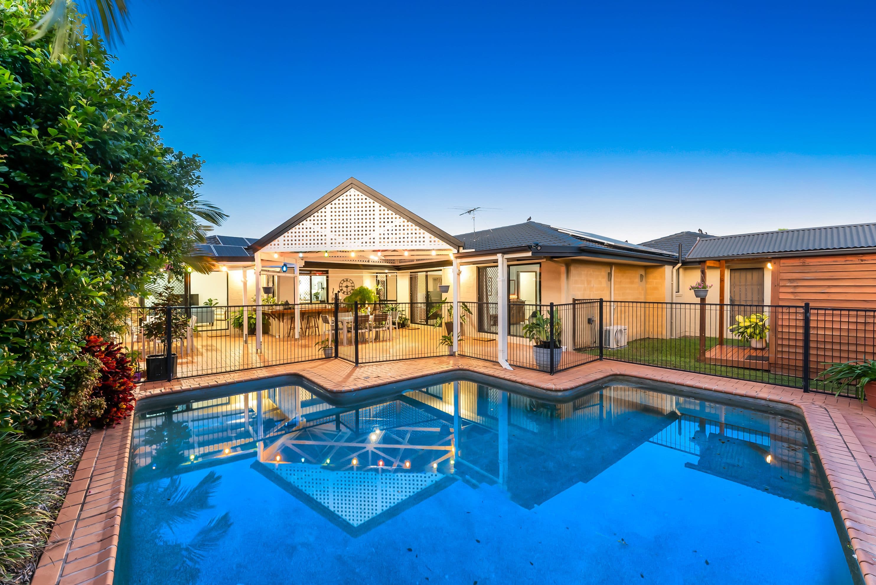10 Harold Court, Rothwell QLD 4022, Rothwell - Thumbnail 2