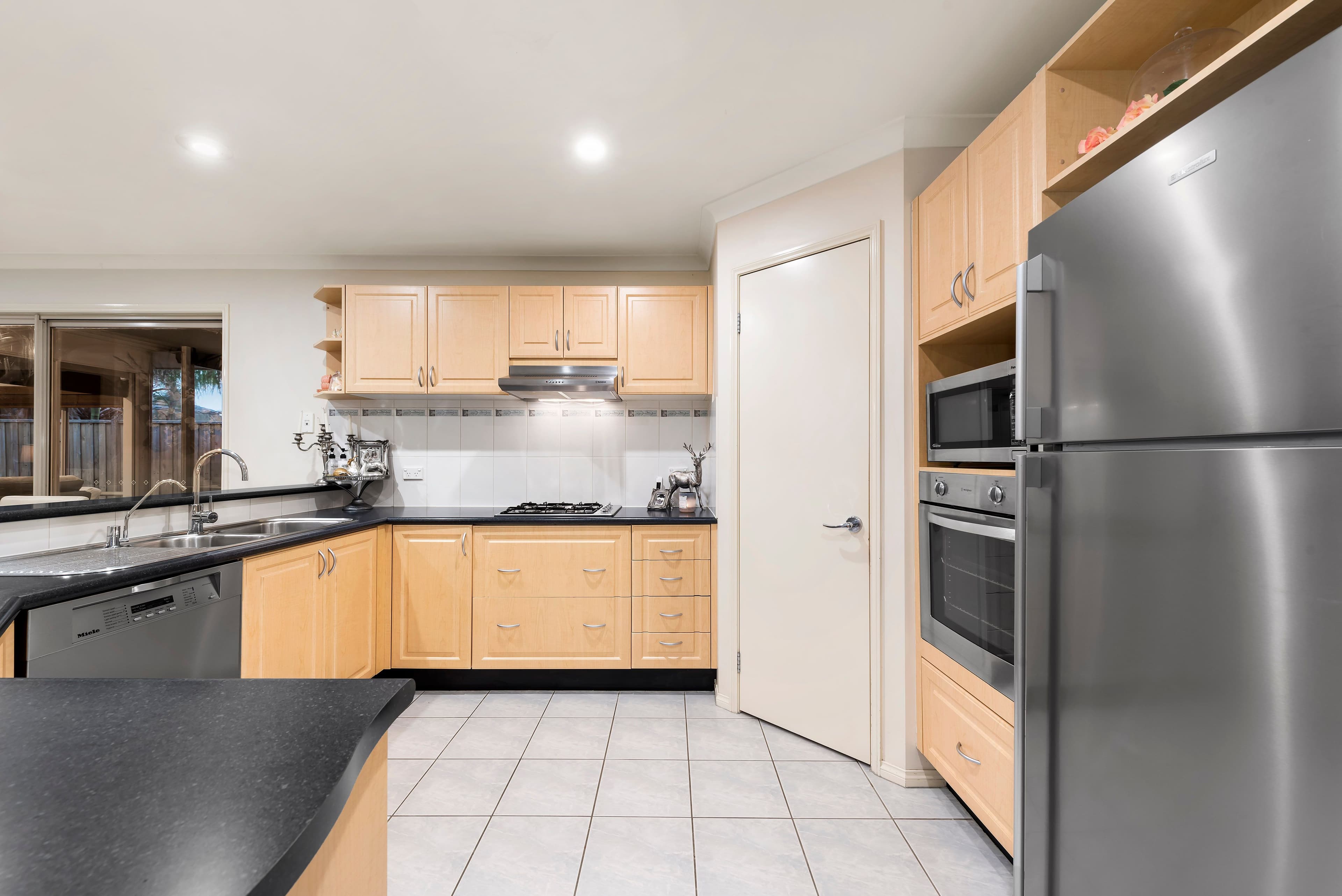 48 Ellendale Street, Rowville VIC 3178, Rowville - Thumbnail 2