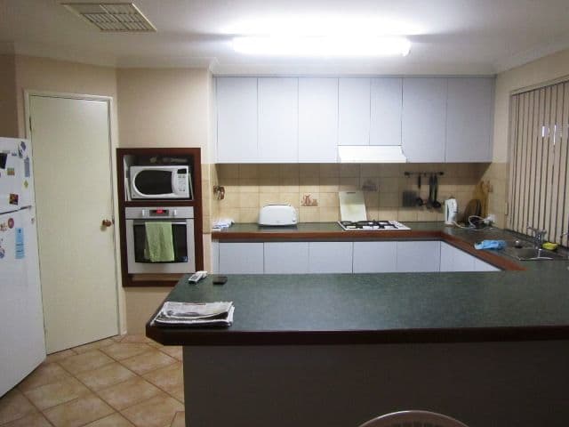 12 Roscommon Crescent, ORELIA WA 6167, Orelia - Thumbnail 8
