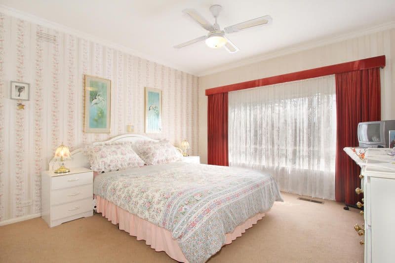 4 Dundee Avenue, CHADSTONE VIC 3148, Chadstone - Thumbnail 4