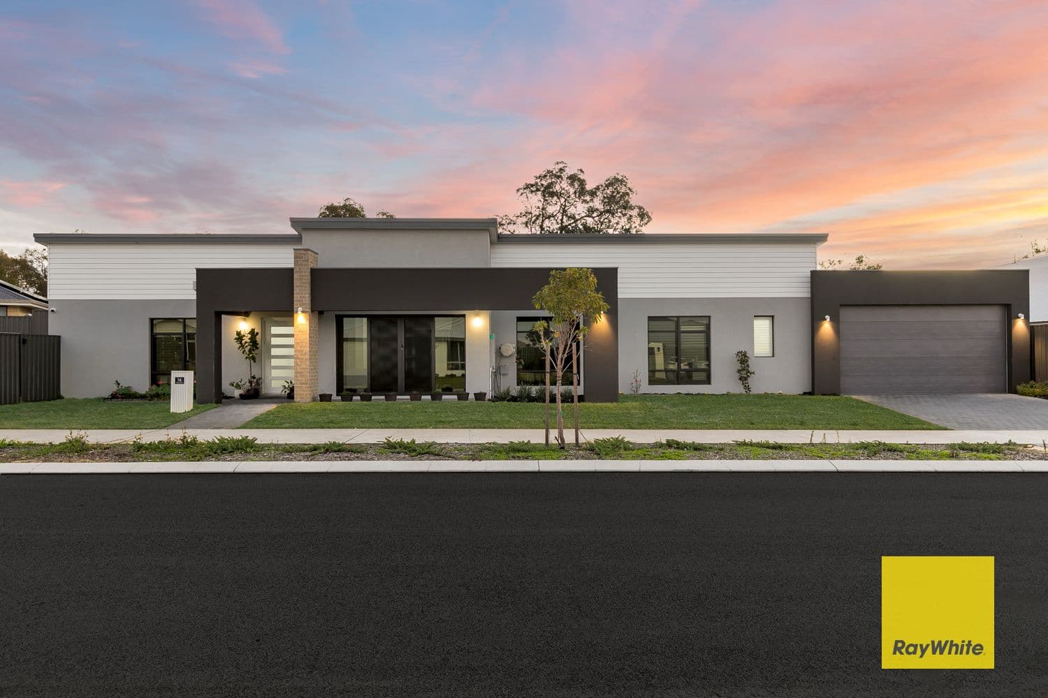16 Violacea Road, Baldivis WA 6171, Baldivis - Thumbnail 2