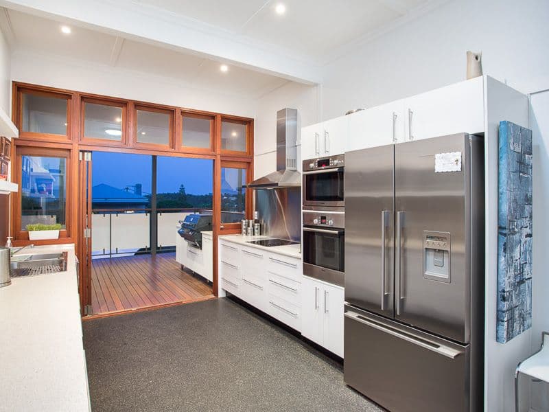 56 Henderson Street, CAMP HILL QLD 4152, Camp Hill - Thumbnail 7