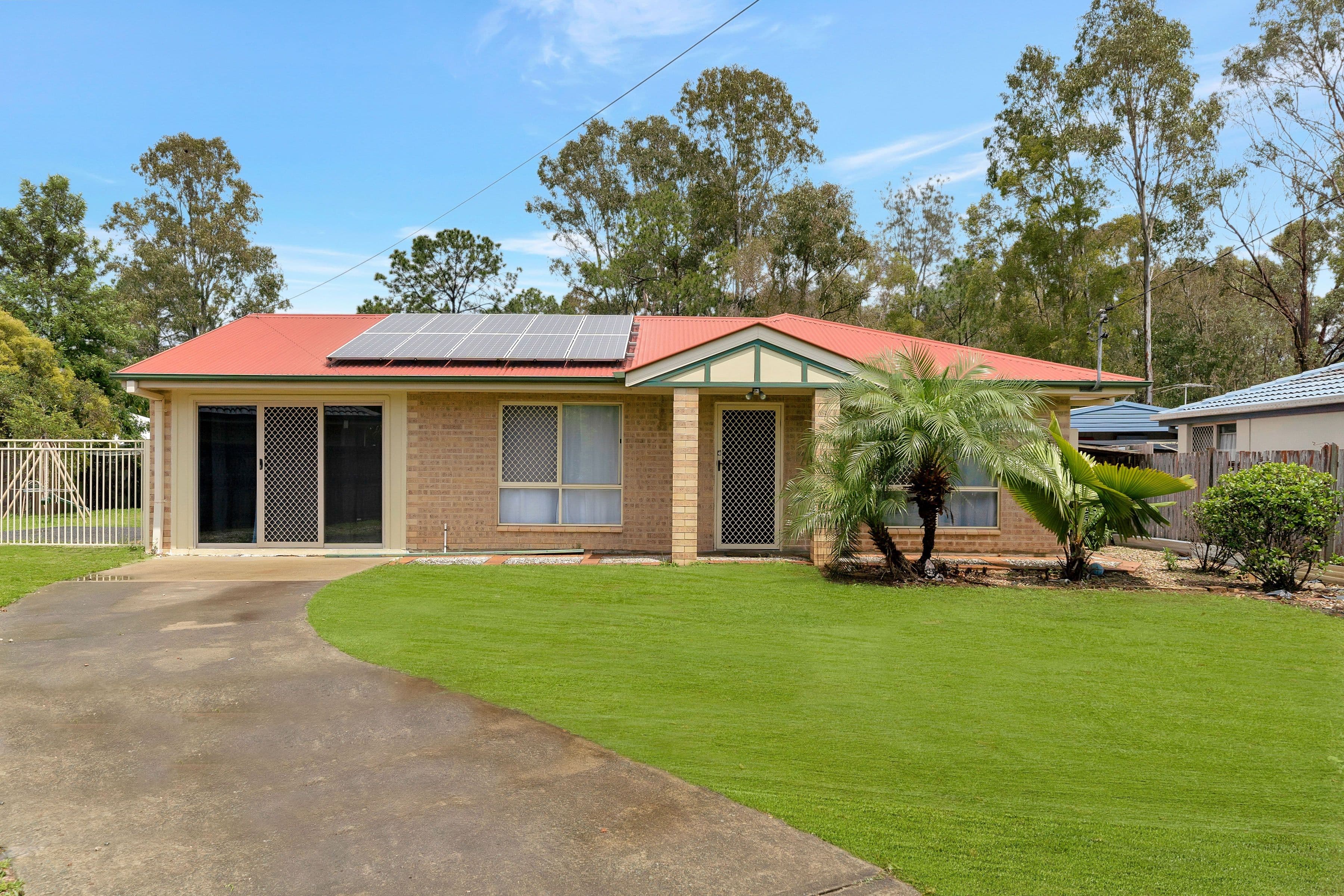 42 Moore Street, Loganlea QLD 4131, Loganlea - Thumbnail 2