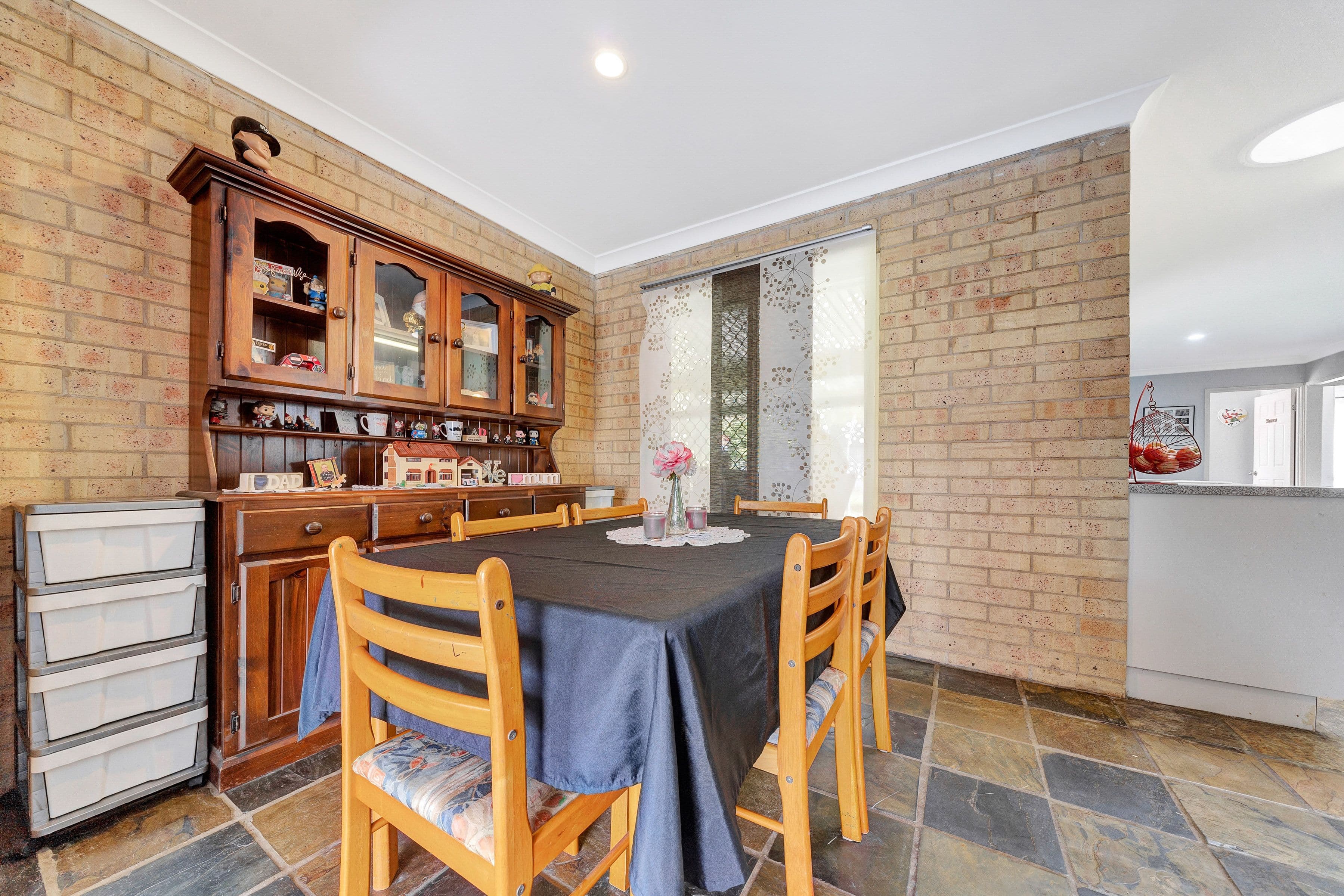 42 Moore Street, Loganlea QLD 4131, Loganlea - Thumbnail 6