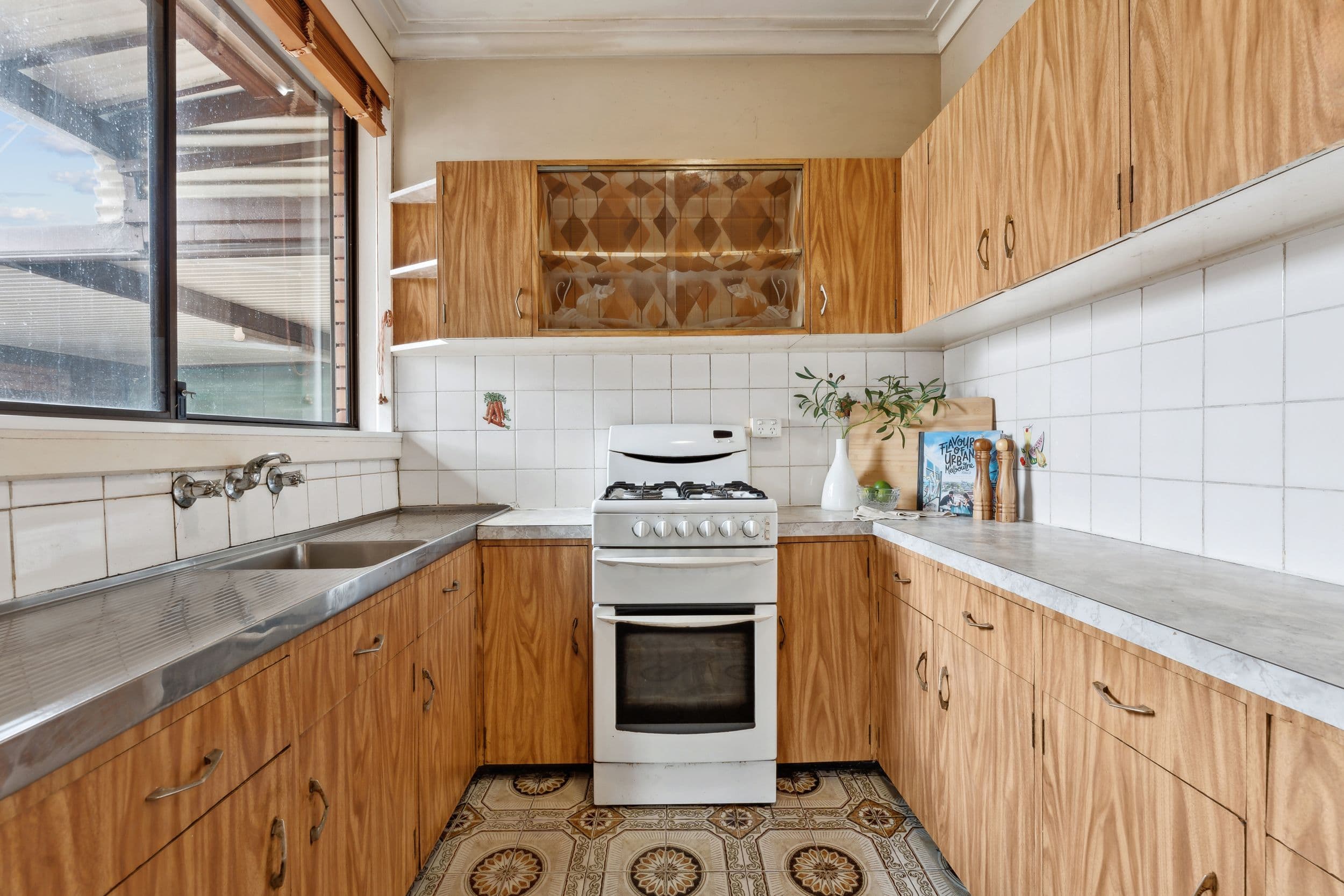 18 McCrae Street, Reservoir VIC 3073, Reservoir - Thumbnail 6
