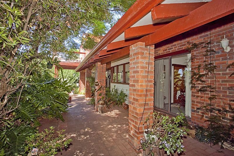 13 Palmateer Drive, CARMEL WA 6076, Carmel - Thumbnail 3