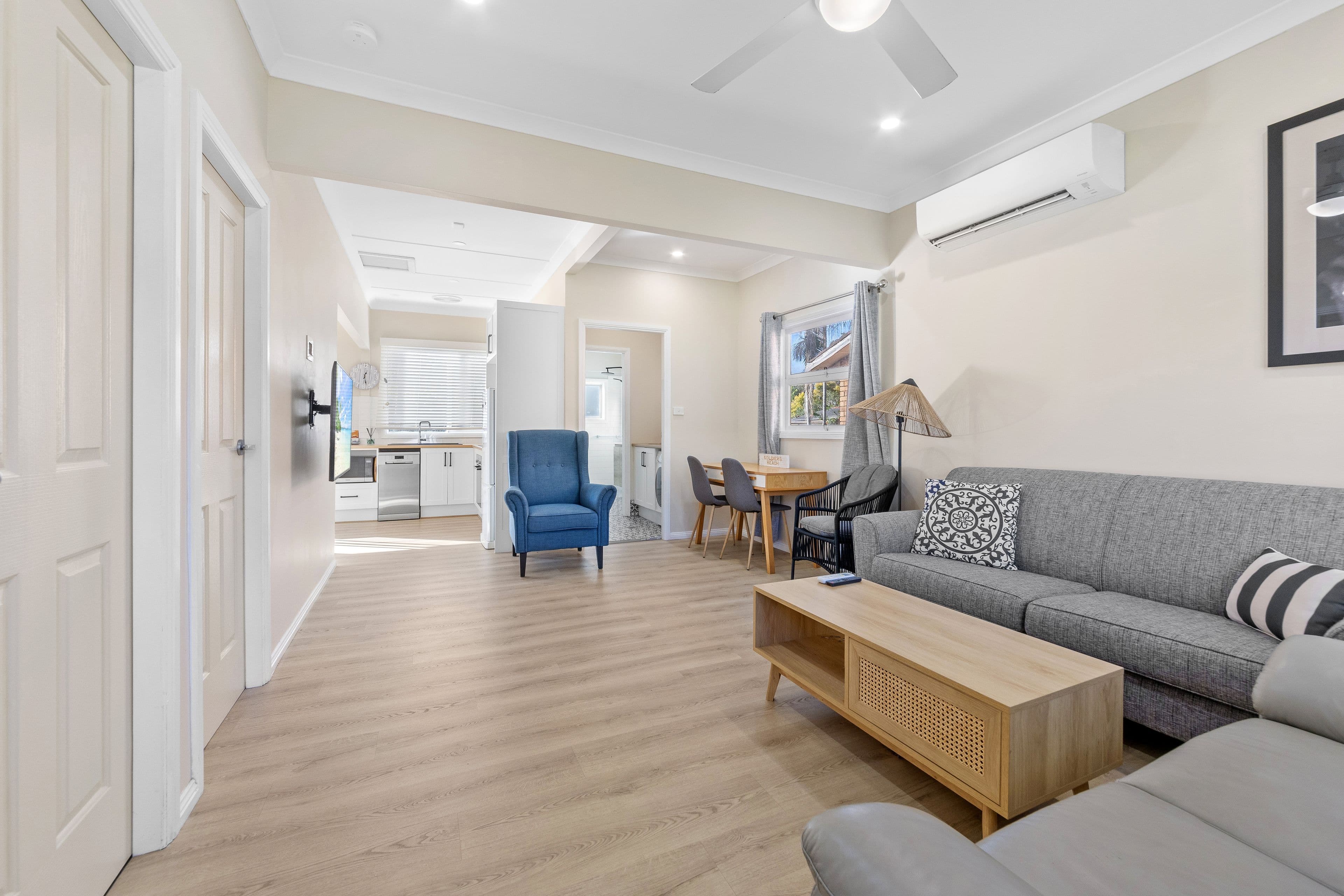 15 Scenic Drive, Budgewoi NSW 2262, Budgewoi - Thumbnail 3