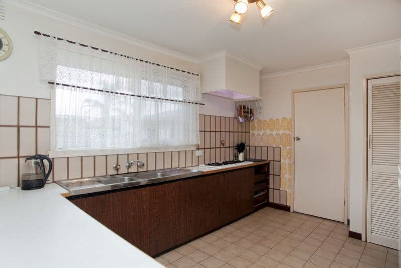 6 Luzon Court, LALOR VIC 3075, Lalor - Thumbnail 7