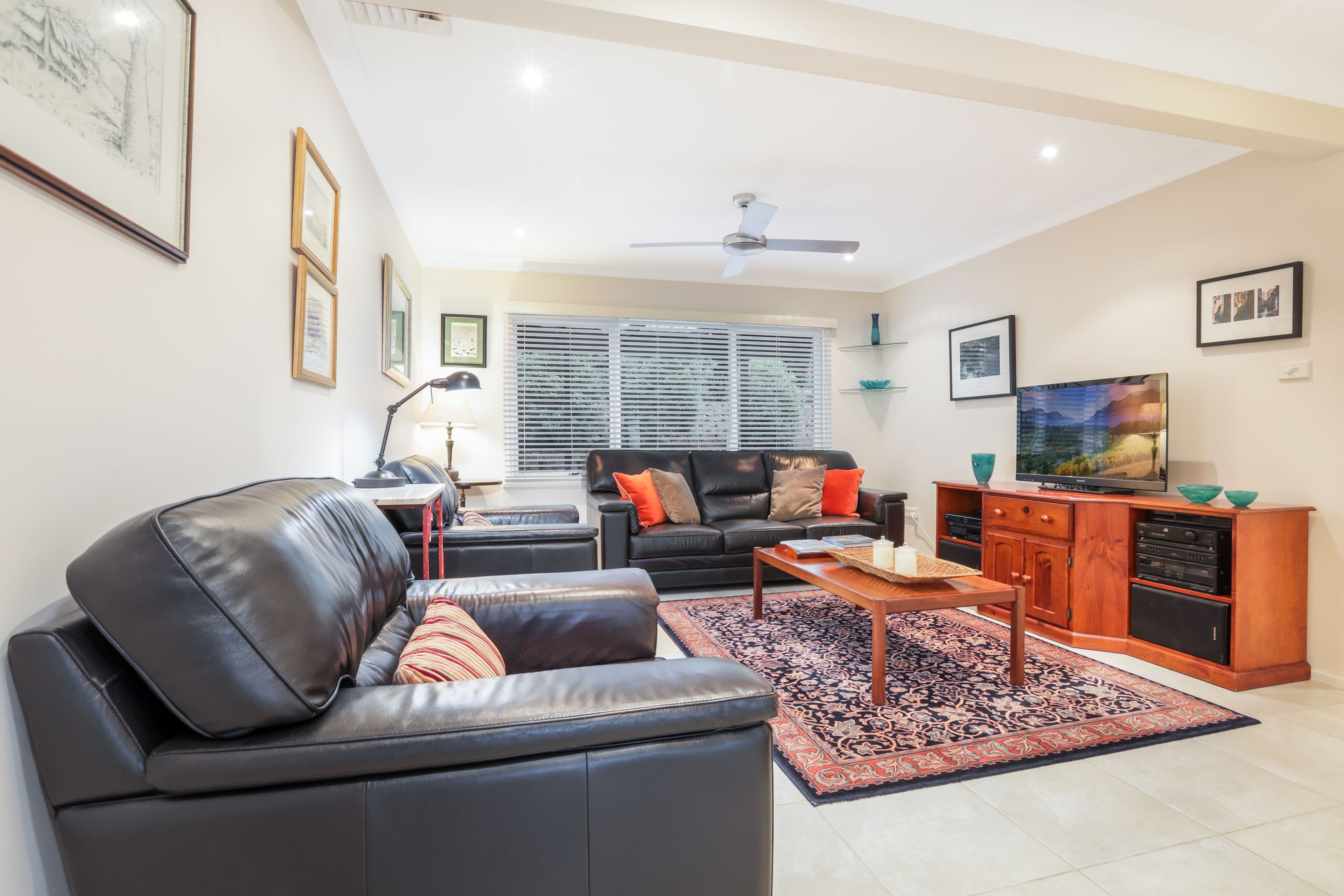 37 Rebecca Parade, Winston Hills - Thumbnail 3
