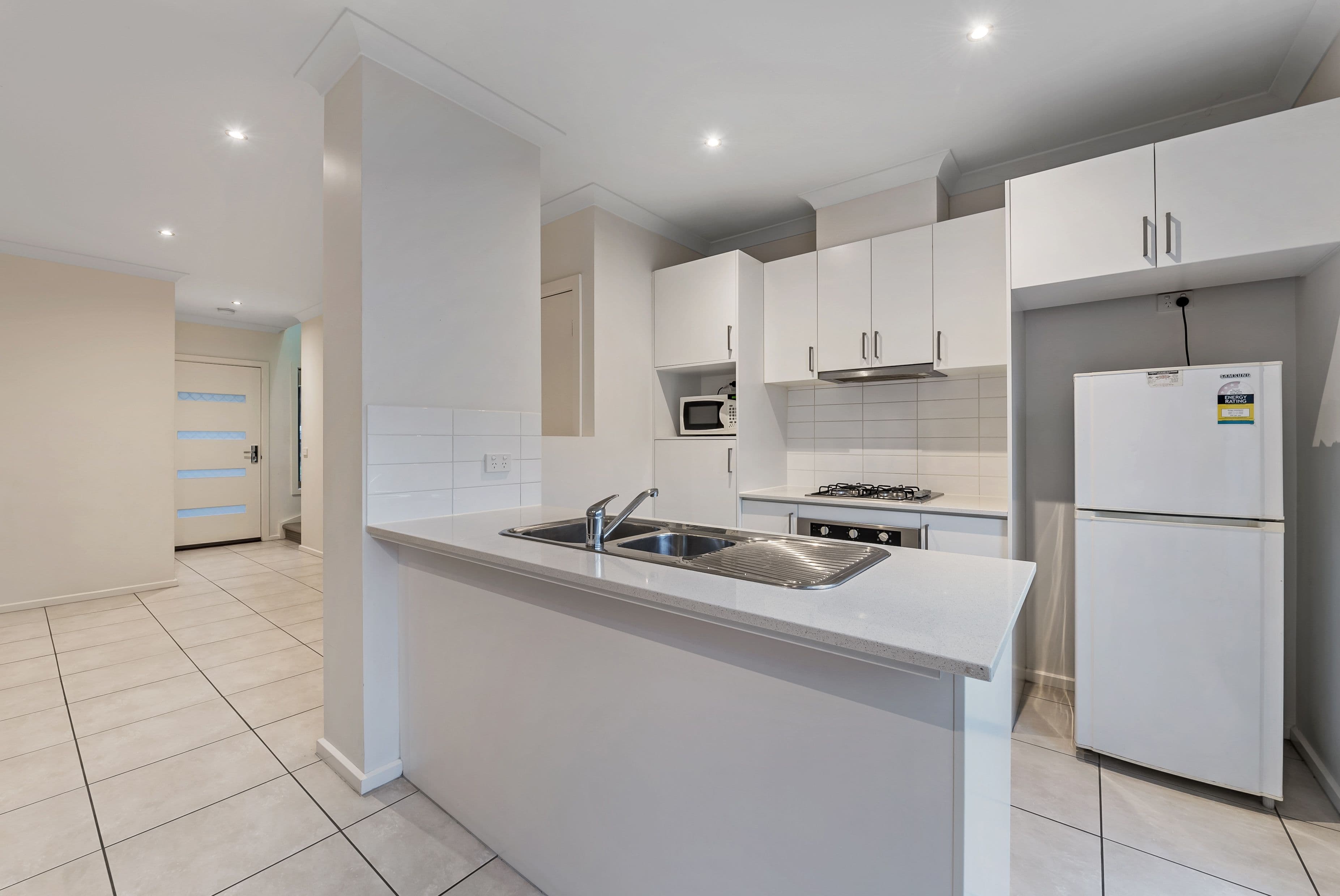 18 Ryrie Grove, Wollert VIC 3750, Wollert - Thumbnail 2